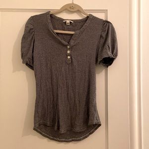 Gray Banana Republic short sleeve tee